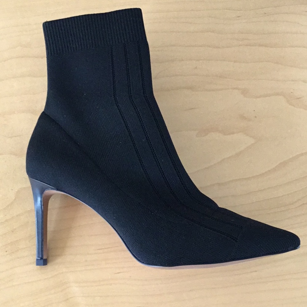 Sock bootie